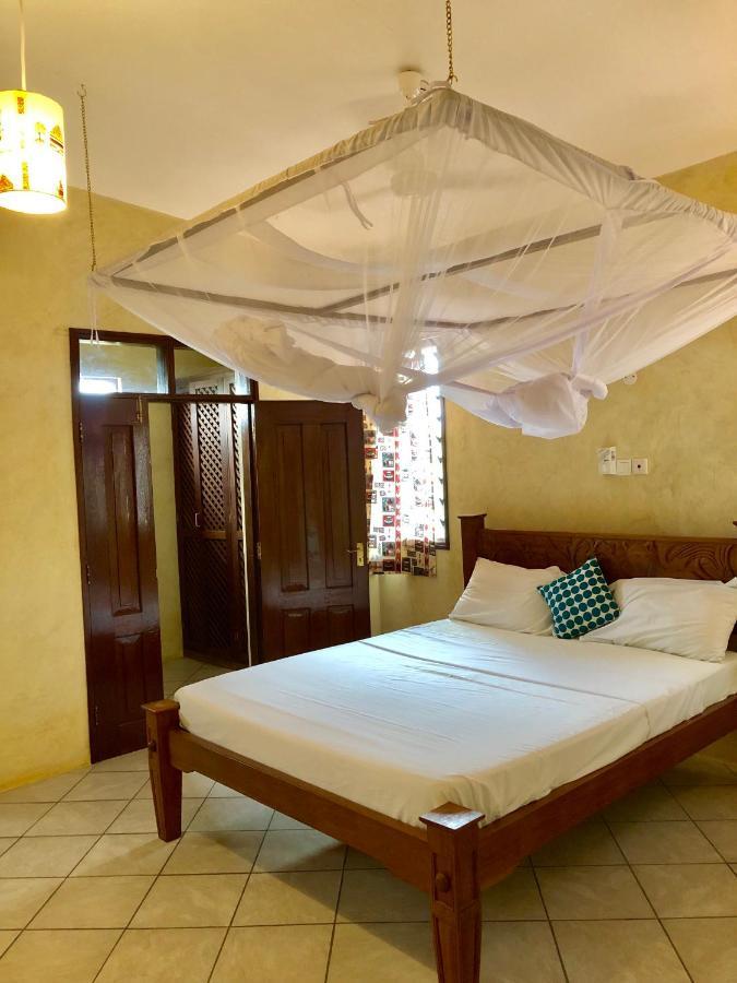 Flametree Beach Homes Diani Beach Extérieur photo